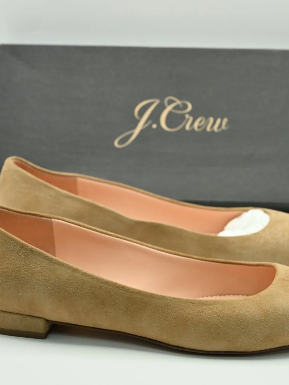 J.CREW WOMENS POINTY TOE FLAT SUEDE  SIZE 8